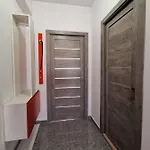 Orange Apartment-brilliant *