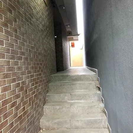 Orange Apartment-brilliant كونستانتا