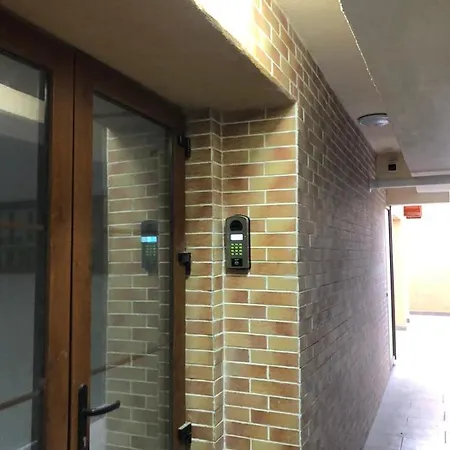 Orange Apartment-brilliant Διαμέρισμα *